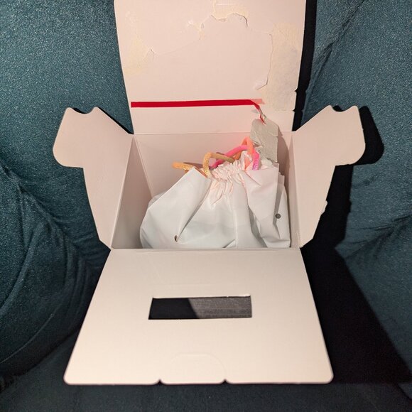 Genuine Popmart direct Serenity Labubu - Picture 11 of 12